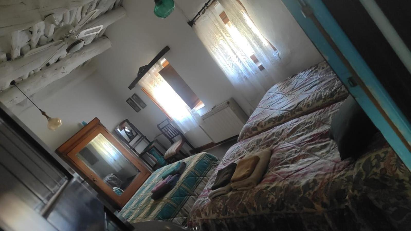 La Casa Rural De Paco Y Ana Pitres Luaran gambar